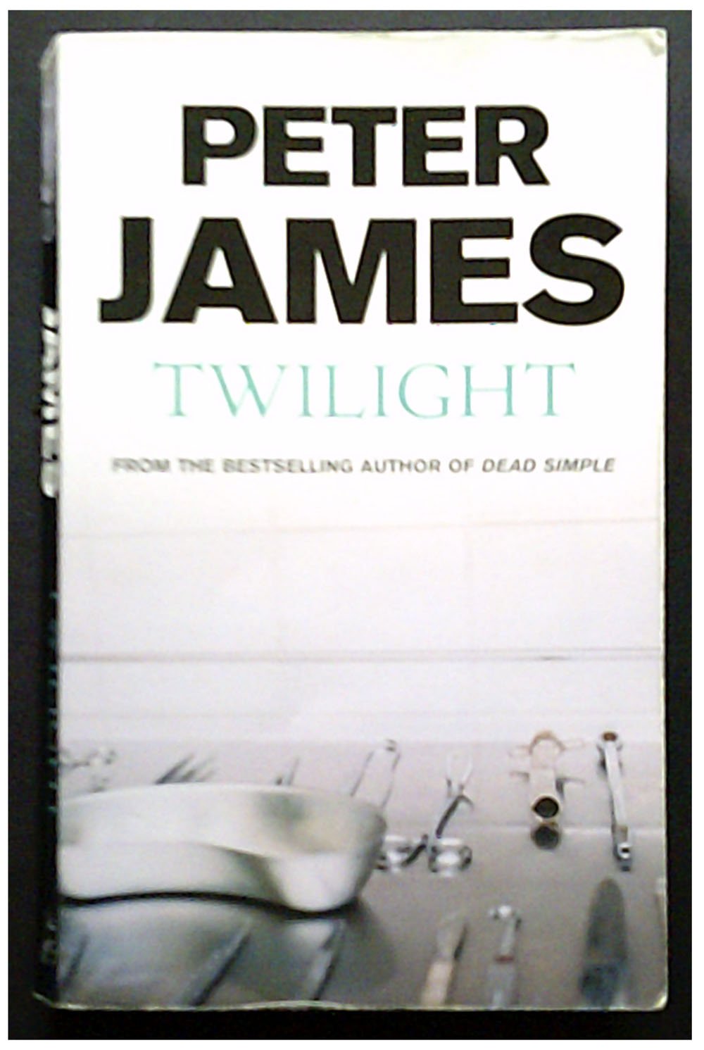 Twilight | Peter James | kharidobechobooks
