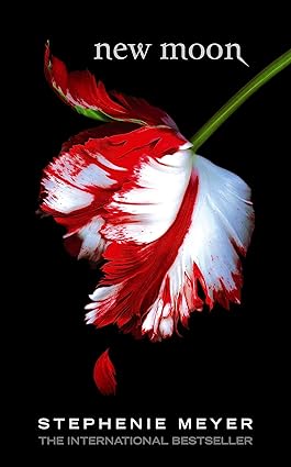 New Moon: Stephenie Meyer: 2 (Twilight Saga)