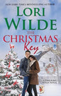 The Christmas Key: A Twilight, Texas Novel – A Haunted Marine Falls for His Buddy's Irresistible Sister | Lori Wilde  |  Kharidobechobooks